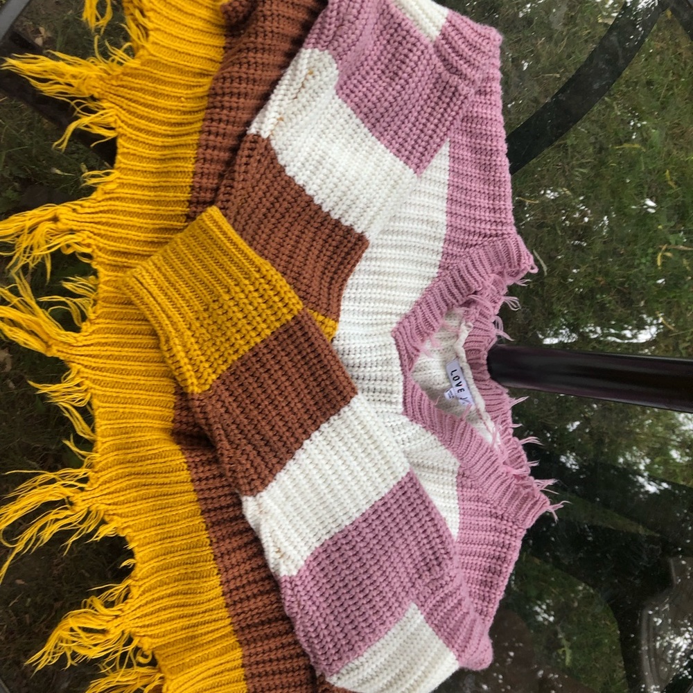 Love j XL knitted multi colored crop top sweater
